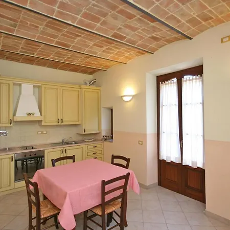 Sleeps 4 Air Con T239910 * Magione